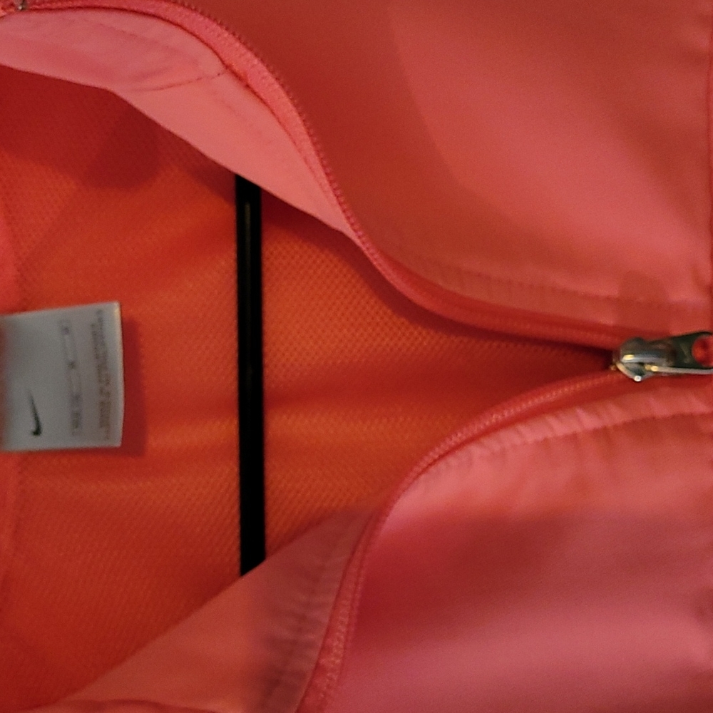 Nike Nylon Lined Pullover. - image 3